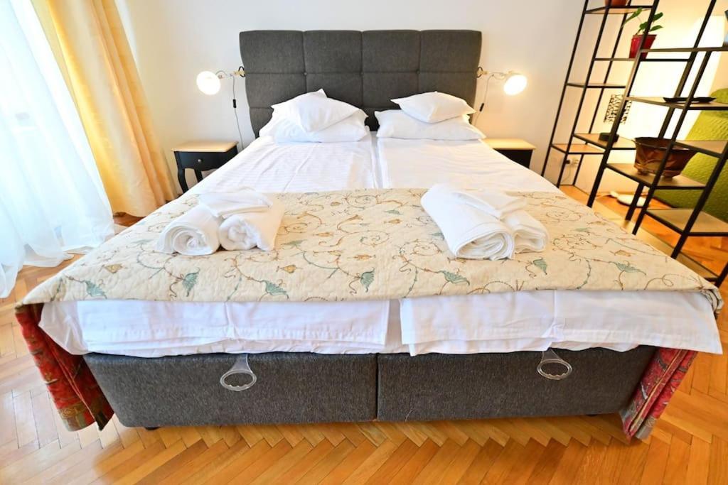 Flh - Althaus Appartement Sibiu Buitenkant foto